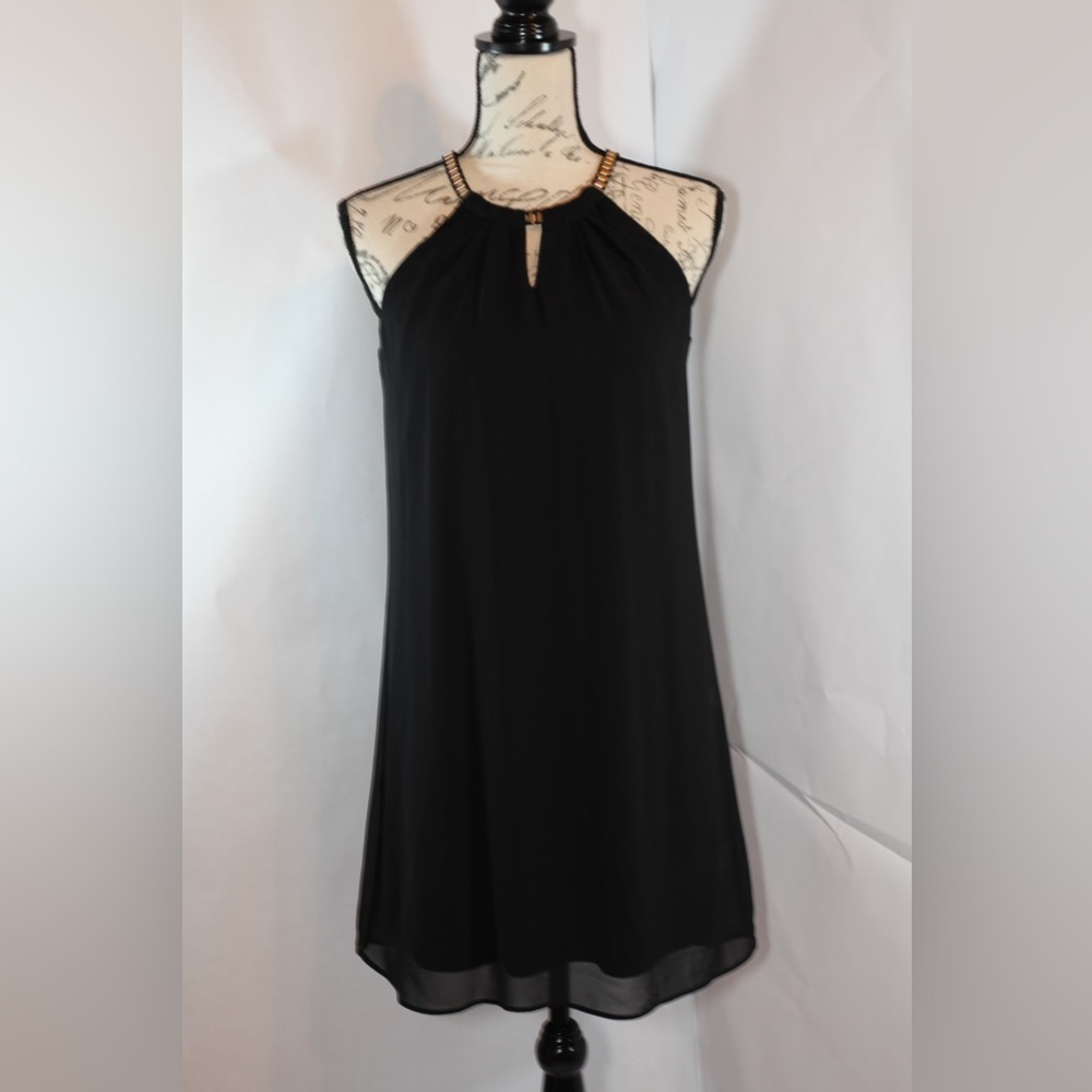Perfect IN San Francisco Little black dress!